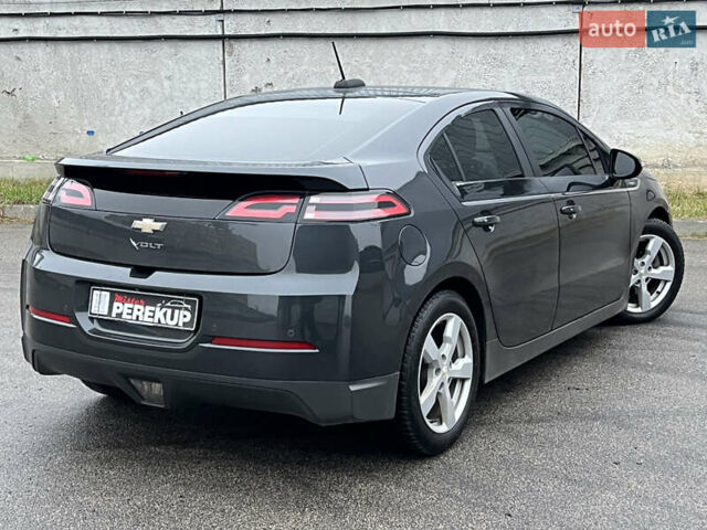 Серый Шевроле Вольт, объемом двигателя 1.4 л и пробегом 176 тыс. км за 12199 $, фото 5 на Automoto.ua