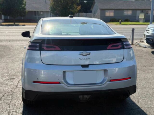 Сірий Шевроле Вольт, об'ємом двигуна 1.4 л та пробігом 72 тис. км за 2400 $, фото 3 на Automoto.ua