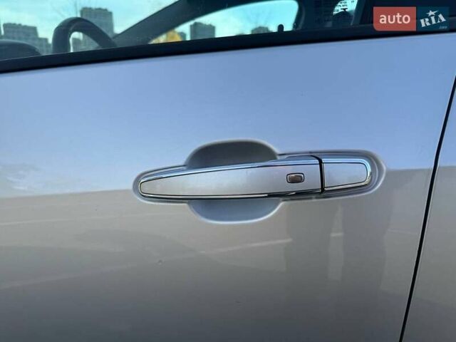 Серый Шевроле Вольт, объемом двигателя 1.49 л и пробегом 160 тыс. км за 16000 $, фото 3 на Automoto.ua