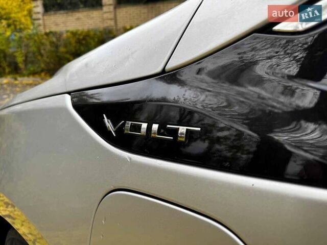 Сірий Шевроле Вольт, об'ємом двигуна 1.5 л та пробігом 185 тис. км за 12990 $, фото 10 на Automoto.ua