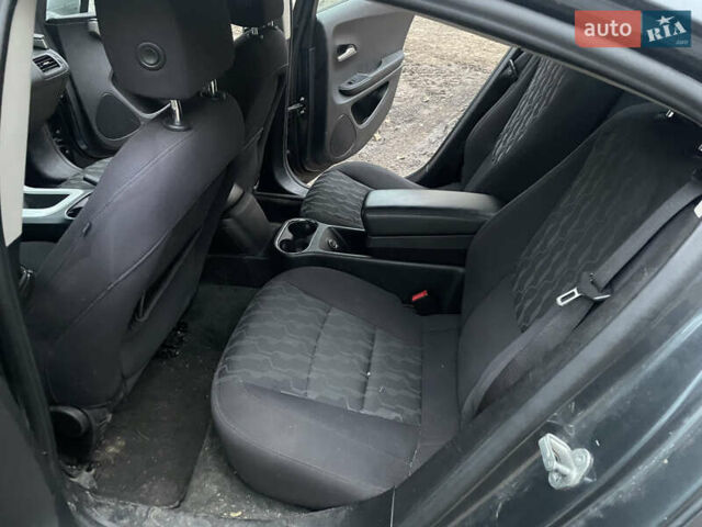 Серый Шевроле Вольт, объемом двигателя 1.4 л и пробегом 174 тыс. км за 10500 $, фото 23 на Automoto.ua