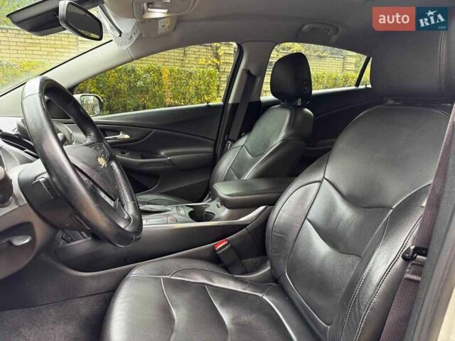 Сірий Шевроле Вольт, об'ємом двигуна 1.5 л та пробігом 185 тис. км за 12990 $, фото 24 на Automoto.ua