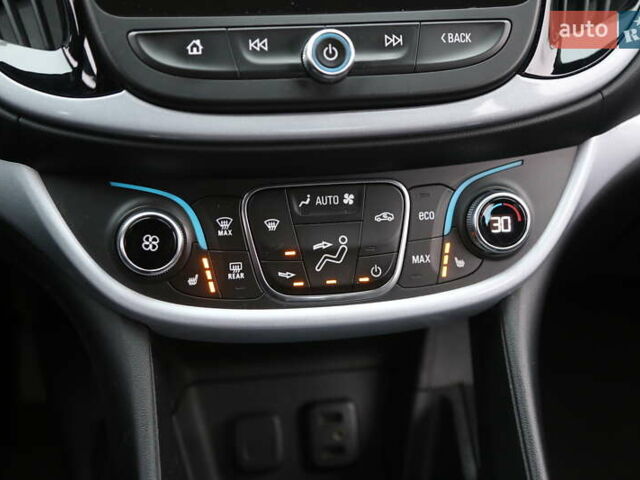 Серый Шевроле Вольт, объемом двигателя 1.5 л и пробегом 179 тыс. км за 13900 $, фото 18 на Automoto.ua