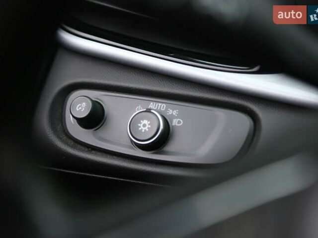 Серый Шевроле Вольт, объемом двигателя 1.5 л и пробегом 179 тыс. км за 13900 $, фото 20 на Automoto.ua