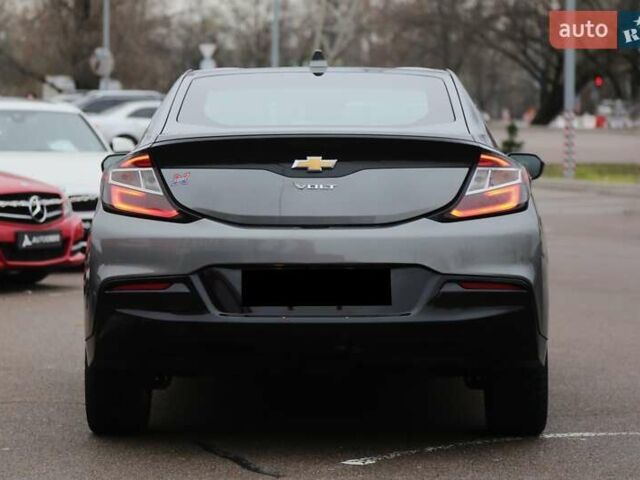 Серый Шевроле Вольт, объемом двигателя 1.5 л и пробегом 179 тыс. км за 13900 $, фото 4 на Automoto.ua