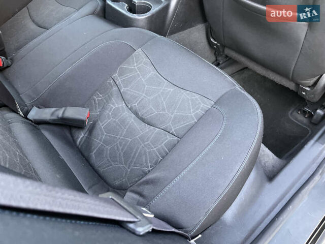 Серый Шевроле Вольт, объемом двигателя 1.5 л и пробегом 92 тыс. км за 12900 $, фото 40 на Automoto.ua