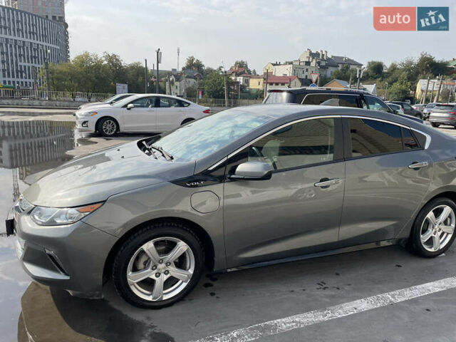 Серый Шевроле Вольт, объемом двигателя 1.5 л и пробегом 130 тыс. км за 17500 $, фото 3 на Automoto.ua