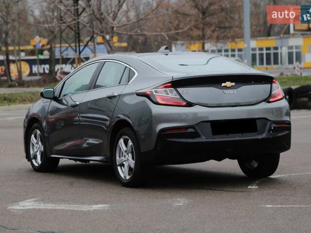 Серый Шевроле Вольт, объемом двигателя 1.5 л и пробегом 179 тыс. км за 13900 $, фото 3 на Automoto.ua