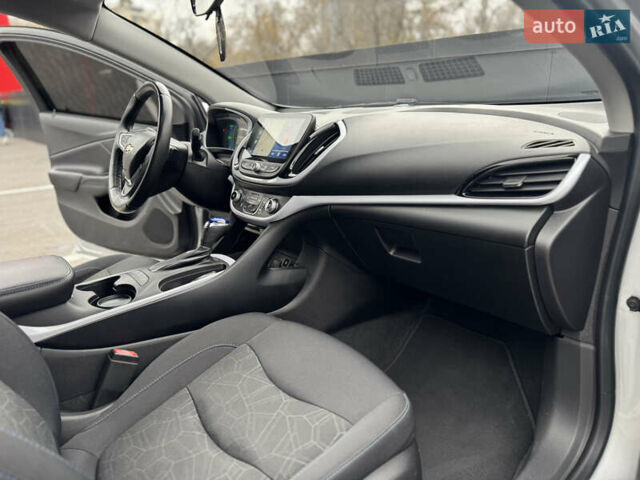 Серый Шевроле Вольт, объемом двигателя 1.49 л и пробегом 178 тыс. км за 14000 $, фото 29 на Automoto.ua