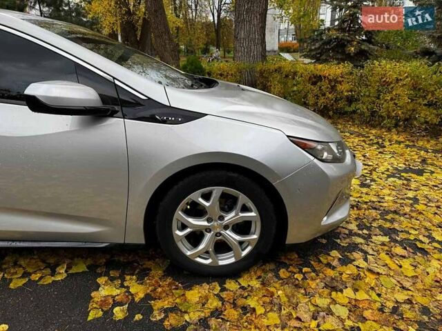 Сірий Шевроле Вольт, об'ємом двигуна 1.5 л та пробігом 185 тис. км за 12990 $, фото 4 на Automoto.ua