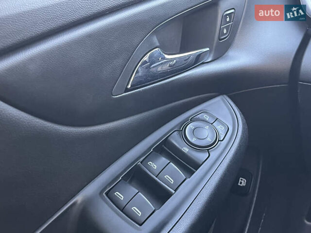 Серый Шевроле Вольт, объемом двигателя 1.5 л и пробегом 92 тыс. км за 12900 $, фото 32 на Automoto.ua