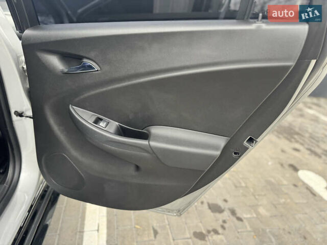 Серый Шевроле Вольт, объемом двигателя 1.49 л и пробегом 178 тыс. км за 14000 $, фото 37 на Automoto.ua