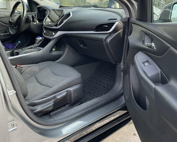 Серый Шевроле Вольт, объемом двигателя 1.5 л и пробегом 130 тыс. км за 17500 $, фото 17 на Automoto.ua