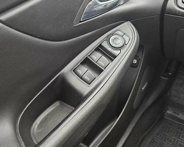 Серый Шевроле Вольт, объемом двигателя 1.5 л и пробегом 120 тыс. км за 13500 $, фото 34 на Automoto.ua