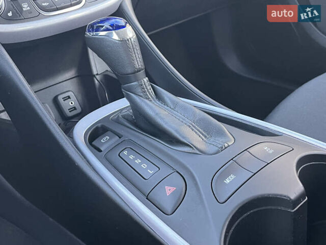 Серый Шевроле Вольт, объемом двигателя 1.5 л и пробегом 92 тыс. км за 12900 $, фото 30 на Automoto.ua