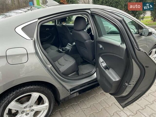 Серый Шевроле Вольт, объемом двигателя 1.49 л и пробегом 179 тыс. км за 12800 $, фото 6 на Automoto.ua