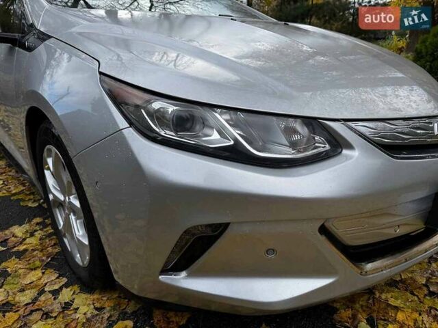 Сірий Шевроле Вольт, об'ємом двигуна 1.5 л та пробігом 185 тис. км за 12990 $, фото 3 на Automoto.ua