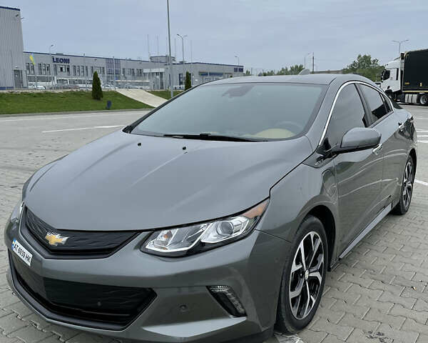 Сірий Шевроле Вольт, об'ємом двигуна 1.5 л та пробігом 106 тис. км за 16900 $, фото 1 на Automoto.ua