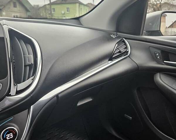 Серый Шевроле Вольт, объемом двигателя 1.5 л и пробегом 120 тыс. км за 13500 $, фото 31 на Automoto.ua