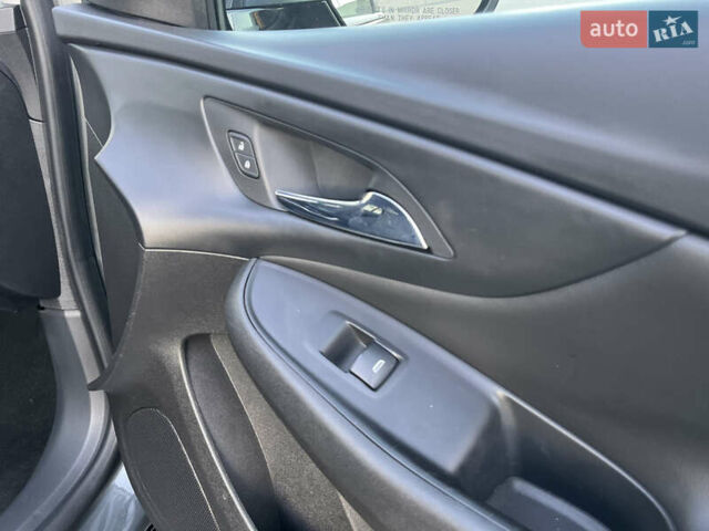 Серый Шевроле Вольт, объемом двигателя 1.5 л и пробегом 92 тыс. км за 12900 $, фото 38 на Automoto.ua