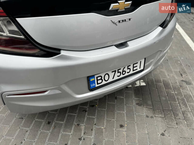 Серый Шевроле Вольт, объемом двигателя 1.49 л и пробегом 178 тыс. км за 14000 $, фото 16 на Automoto.ua