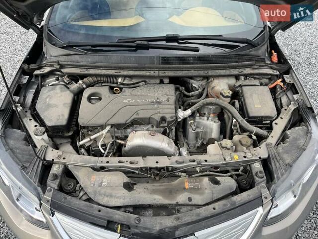 Серый Шевроле Вольт, объемом двигателя 1.5 л и пробегом 122 тыс. км за 17900 $, фото 42 на Automoto.ua