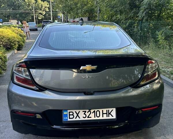 Сірий Шевроле Вольт, об'ємом двигуна 1.49 л та пробігом 88 тис. км за 16000 $, фото 6 на Automoto.ua