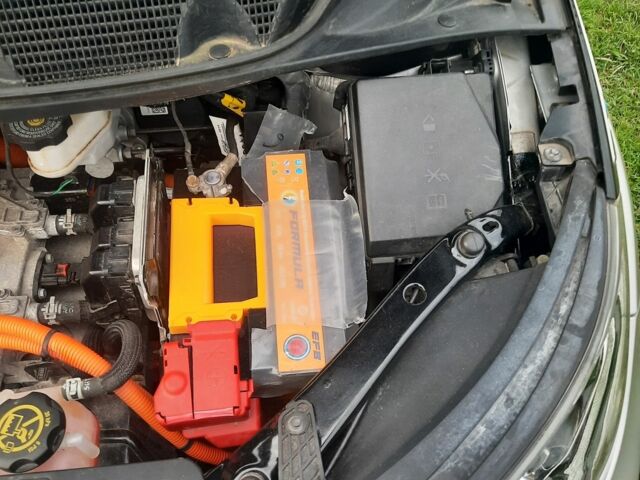 Серый Шевроле Вольт, объемом двигателя 0 л и пробегом 207 тыс. км за 12300 $, фото 14 на Automoto.ua