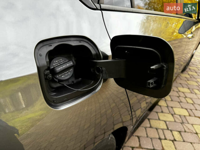 Сірий Шевроле Вольт, об'ємом двигуна 1.49 л та пробігом 71 тис. км за 16500 $, фото 11 на Automoto.ua