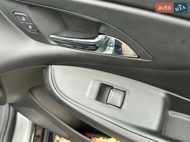 Серый Шевроле Вольт, объемом двигателя 1.5 л и пробегом 124 тыс. км за 15800 $, фото 32 на Automoto.ua