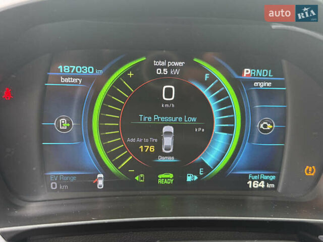 Серый Шевроле Вольт, объемом двигателя 1.5 л и пробегом 187 тыс. км за 14000 $, фото 5 на Automoto.ua