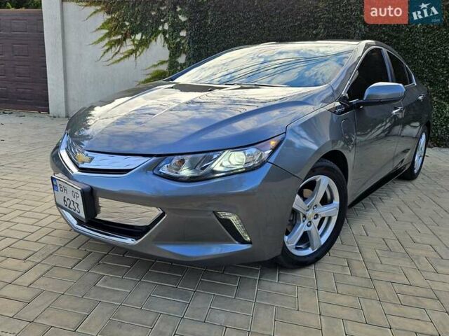 Шевроле Вольт 2017 в Одессе на Automoto.ua Серый Шевроле Вольт, объемом двигателя 1.49 л и пробегом 125 тыс. км за 14300 $, фото 1 на Automoto.ua