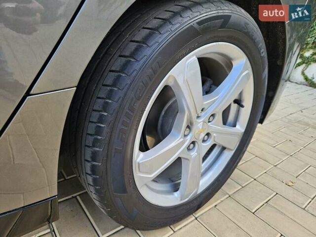 Шевроле Вольт 2017 в Одессе на Automoto.ua Серый Шевроле Вольт, объемом двигателя 1.49 л и пробегом 125 тыс. км за 14300 $, фото 18 на Automoto.ua
