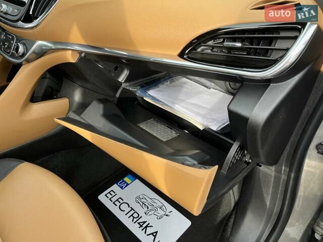 Серый Шевроле Вольт, объемом двигателя 1.5 л и пробегом 122 тыс. км за 17900 $, фото 38 на Automoto.ua