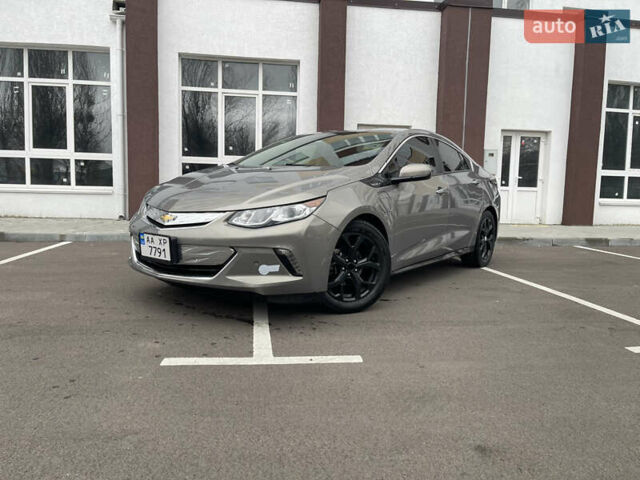 Серый Шевроле Вольт, объемом двигателя 1.5 л и пробегом 144 тыс. км за 16900 $, фото 1 на Automoto.ua