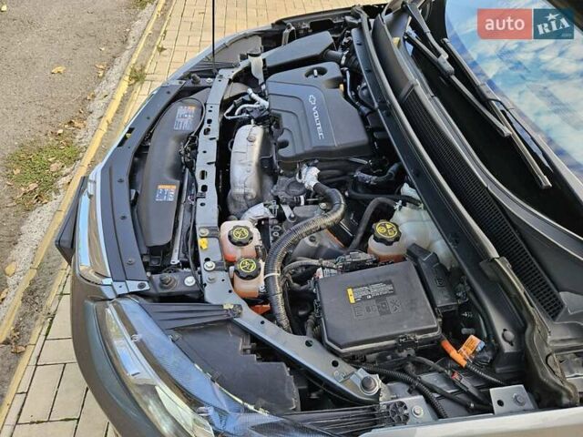 Шевроле Вольт 2017 в Одессе на Automoto.ua Серый Шевроле Вольт, объемом двигателя 1.49 л и пробегом 125 тыс. км за 14300 $, фото 39 на Automoto.ua