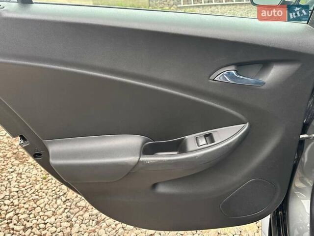 Серый Шевроле Вольт, объемом двигателя 1.5 л и пробегом 124 тыс. км за 15800 $, фото 27 на Automoto.ua