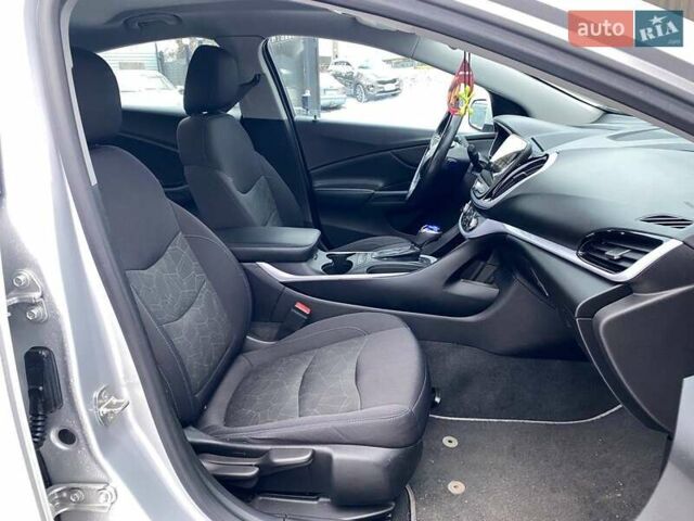 Серый Шевроле Вольт, объемом двигателя 1.5 л и пробегом 190 тыс. км за 14990 $, фото 11 на Automoto.ua
