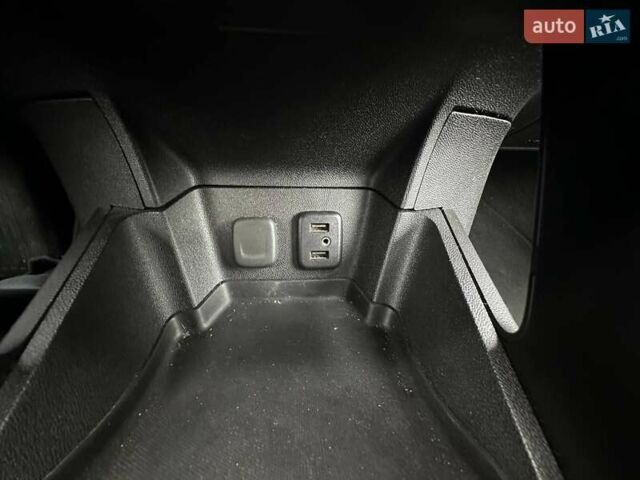 Серый Шевроле Вольт, объемом двигателя 1.5 л и пробегом 124 тыс. км за 15800 $, фото 23 на Automoto.ua