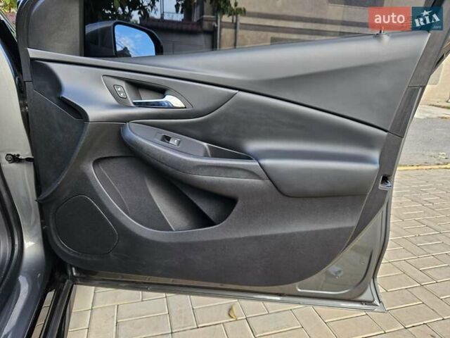Шевроле Вольт 2017 в Одессе на Automoto.ua Серый Шевроле Вольт, объемом двигателя 1.49 л и пробегом 125 тыс. км за 14300 $, фото 31 на Automoto.ua