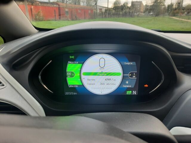 Серый Шевроле Вольт, объемом двигателя 0 л и пробегом 207 тыс. км за 12300 $, фото 6 на Automoto.ua