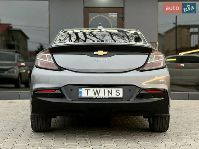 Серый Шевроле Вольт, объемом двигателя 1.5 л и пробегом 145 тыс. км за 13500 $, фото 4 на Automoto.ua