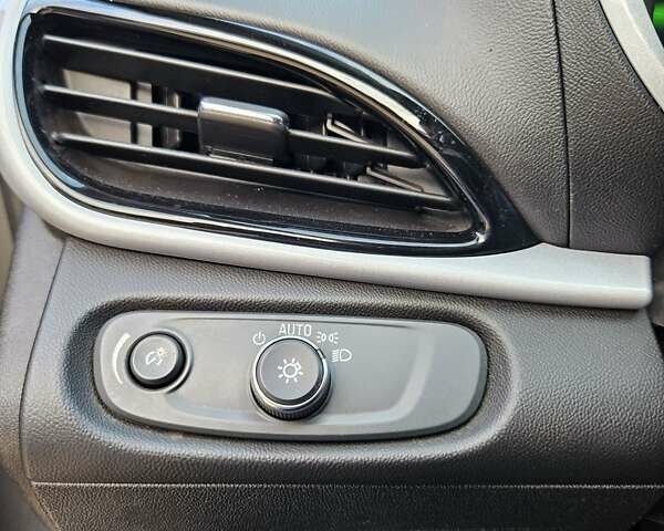 Шевроле Вольт 2017 в Одессе на Automoto.ua Серый Шевроле Вольт, объемом двигателя 1.49 л и пробегом 125 тыс. км за 14300 $, фото 41 на Automoto.ua