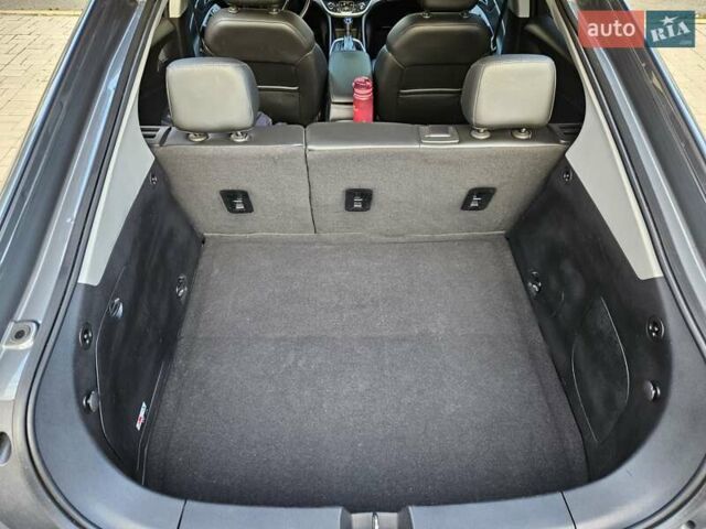Шевроле Вольт 2017 в Одессе на Automoto.ua Серый Шевроле Вольт, объемом двигателя 1.49 л и пробегом 125 тыс. км за 14300 $, фото 35 на Automoto.ua