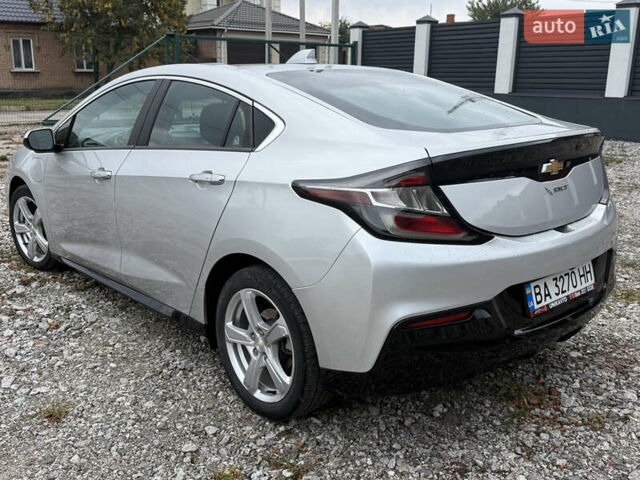 Серый Шевроле Вольт, объемом двигателя 1.5 л и пробегом 187 тыс. км за 14000 $, фото 3 на Automoto.ua