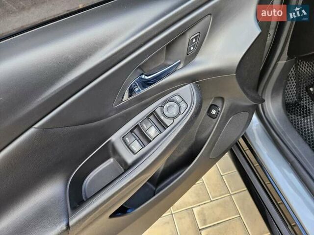 Шевроле Вольт 2017 в Одессе на Automoto.ua Серый Шевроле Вольт, объемом двигателя 1.49 л и пробегом 125 тыс. км за 14300 $, фото 29 на Automoto.ua