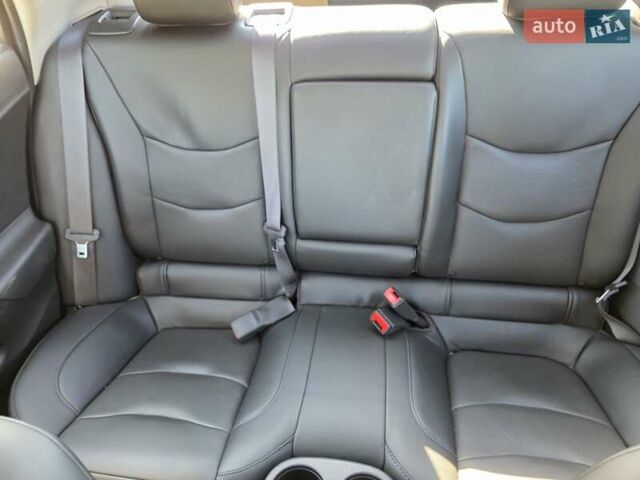 Серый Шевроле Вольт, объемом двигателя 1.49 л и пробегом 124 тыс. км за 14900 $, фото 2 на Automoto.ua