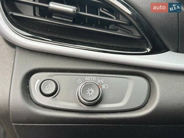 Серый Шевроле Вольт, объемом двигателя 1.5 л и пробегом 124 тыс. км за 15800 $, фото 12 на Automoto.ua