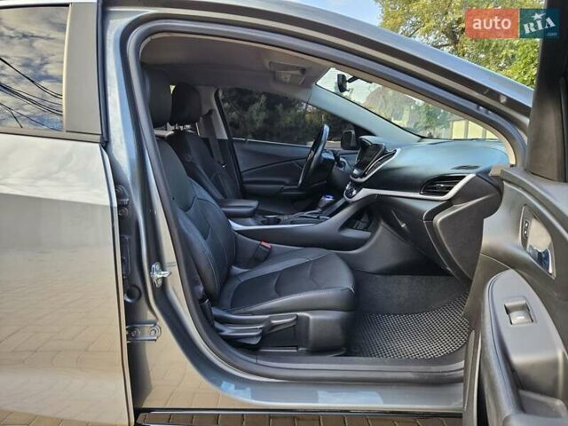 Шевроле Вольт 2017 в Одессе на Automoto.ua Серый Шевроле Вольт, объемом двигателя 1.49 л и пробегом 125 тыс. км за 14300 $, фото 33 на Automoto.ua