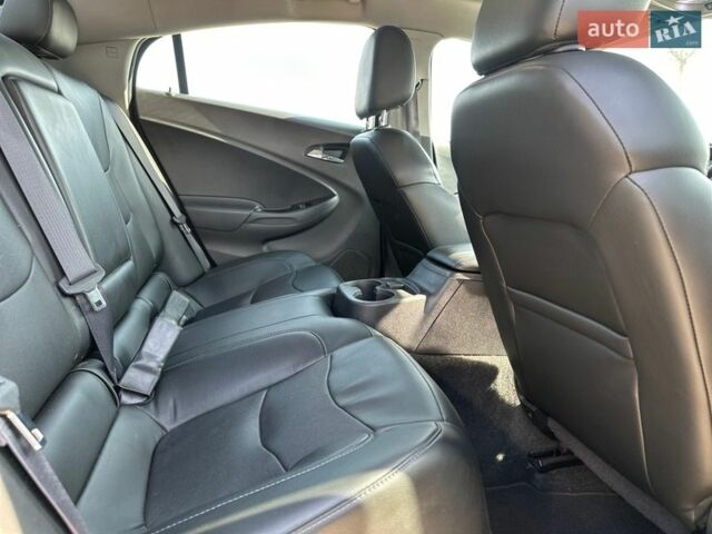 Сірий Шевроле Вольт, об'ємом двигуна 1.5 л та пробігом 113 тис. км за 14300 $, фото 24 на Automoto.ua